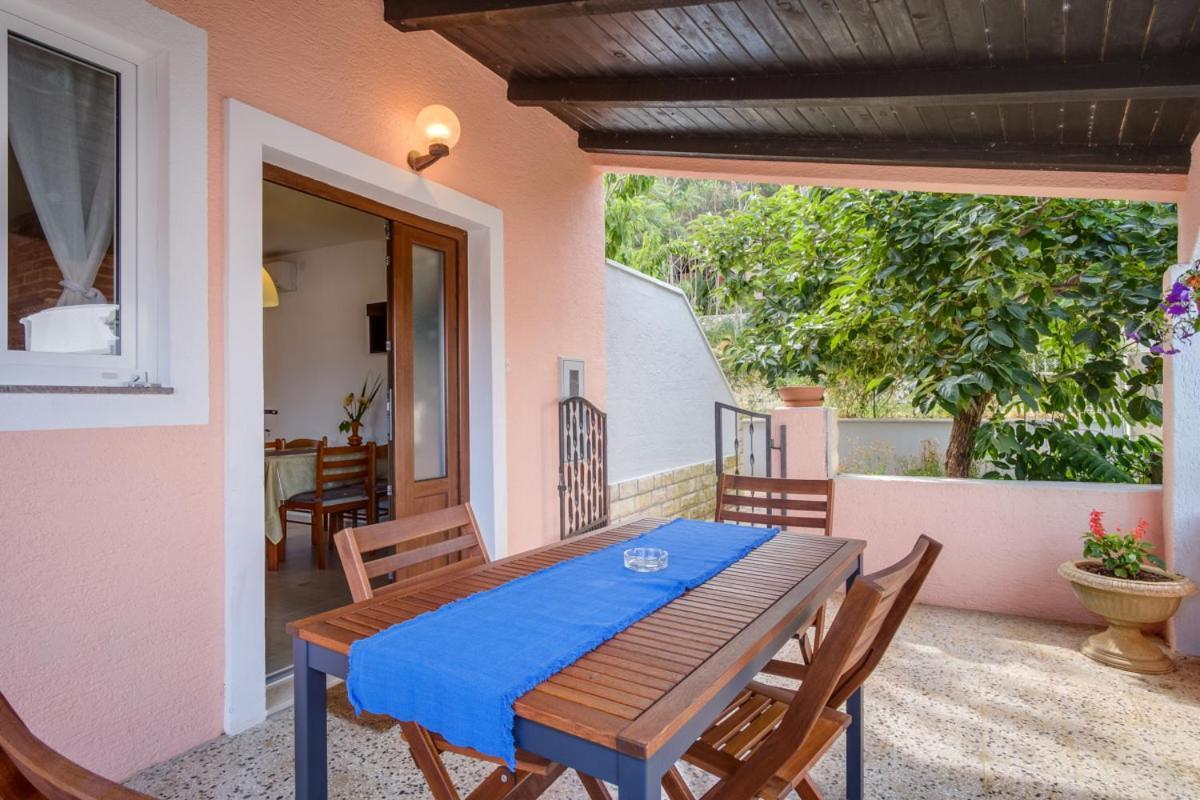 Apartmani Nadalina Veli Losinj Exterior photo