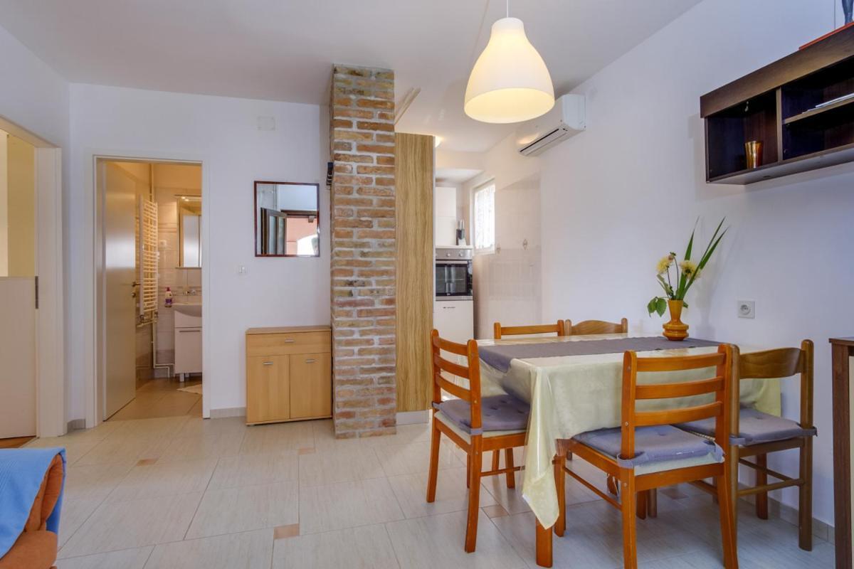 Apartmani Nadalina Veli Losinj Exterior photo