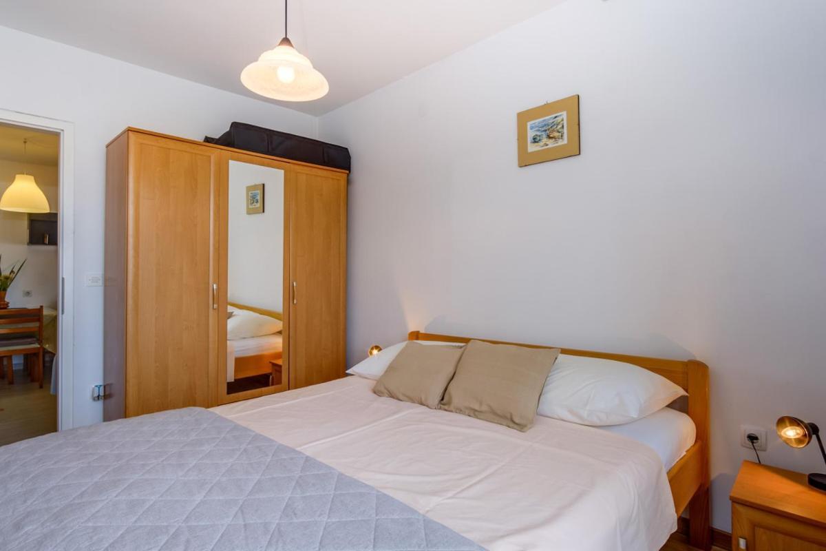Apartmani Nadalina Veli Losinj Exterior photo