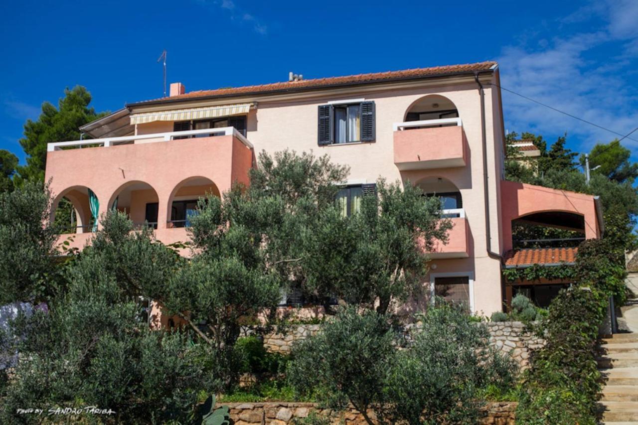 Apartmani Nadalina Veli Losinj Exterior photo