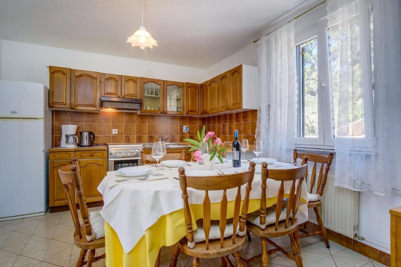Apartmani Nadalina Veli Losinj Exterior photo